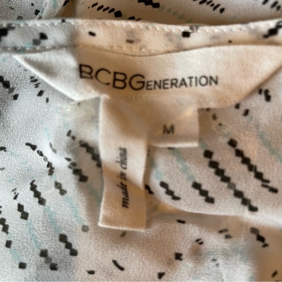 Bcbgeneration sleeveless top white grey M - Picture 3 of 4